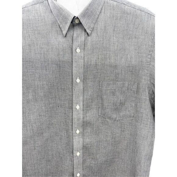 Georgreey Beene wrinkle for a long sleeve button up - Picture 2 of 15